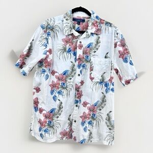 Croft & Barrow Button Shirt Mens Lrg. White Floral Short Sleeve Hawaiian Cotton